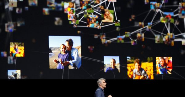 Foto: Craig Federighi, vicepresidente senior de ingeniería de software de Apple durante el WWDC. (Reuters)
