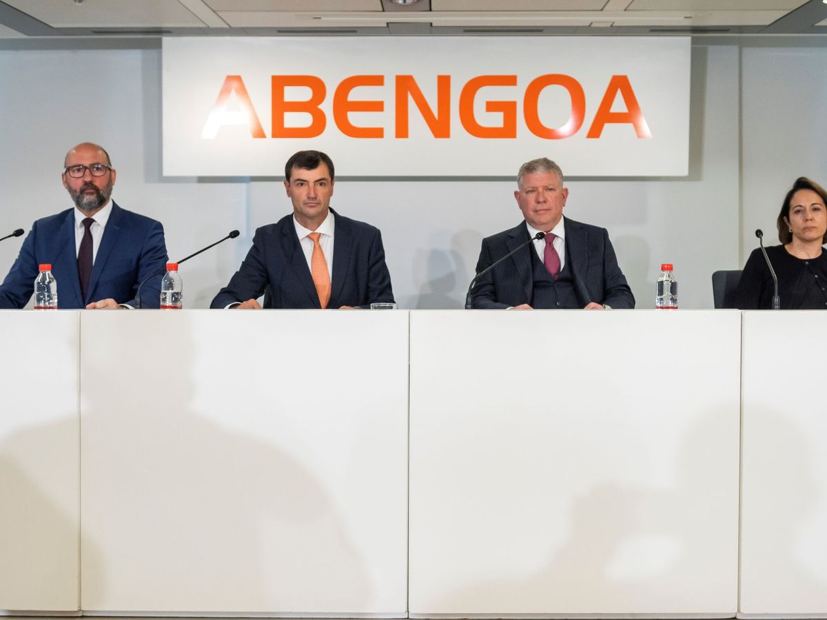 Foto: Junta de accionistas de Abengoa. (EFE/Raúl Caro)