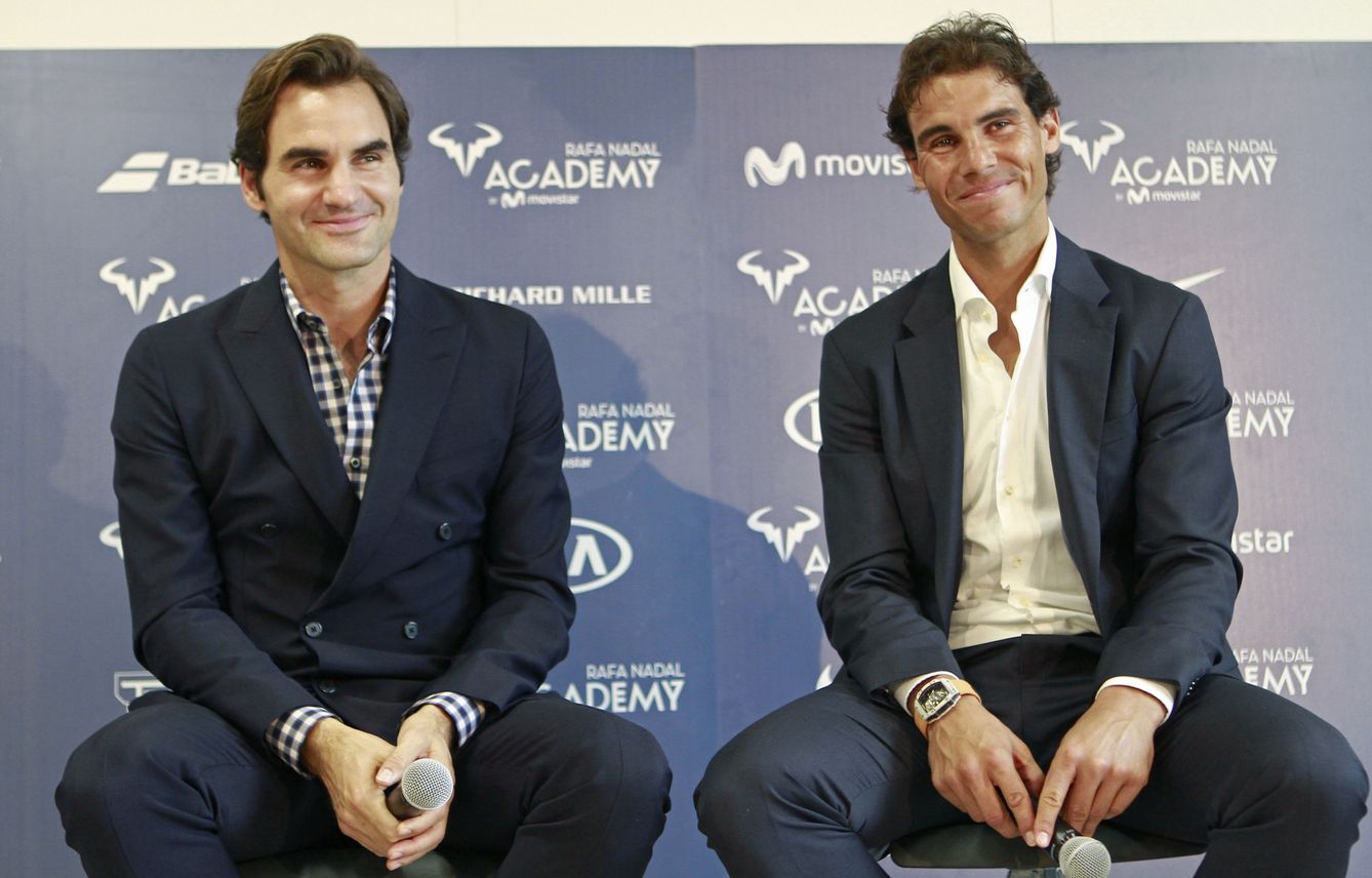 Roger Federer y Rafa Nadal durante la inauguración oficial de la academia que lleva el nombre del español. (EFE)