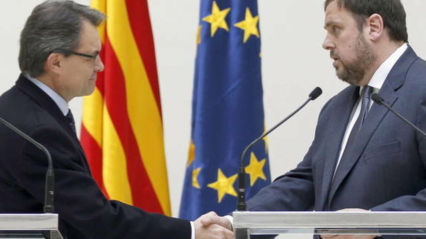 El líder de CiU, Artur Mas, y el presidente de ERC, Oriol Junqueras