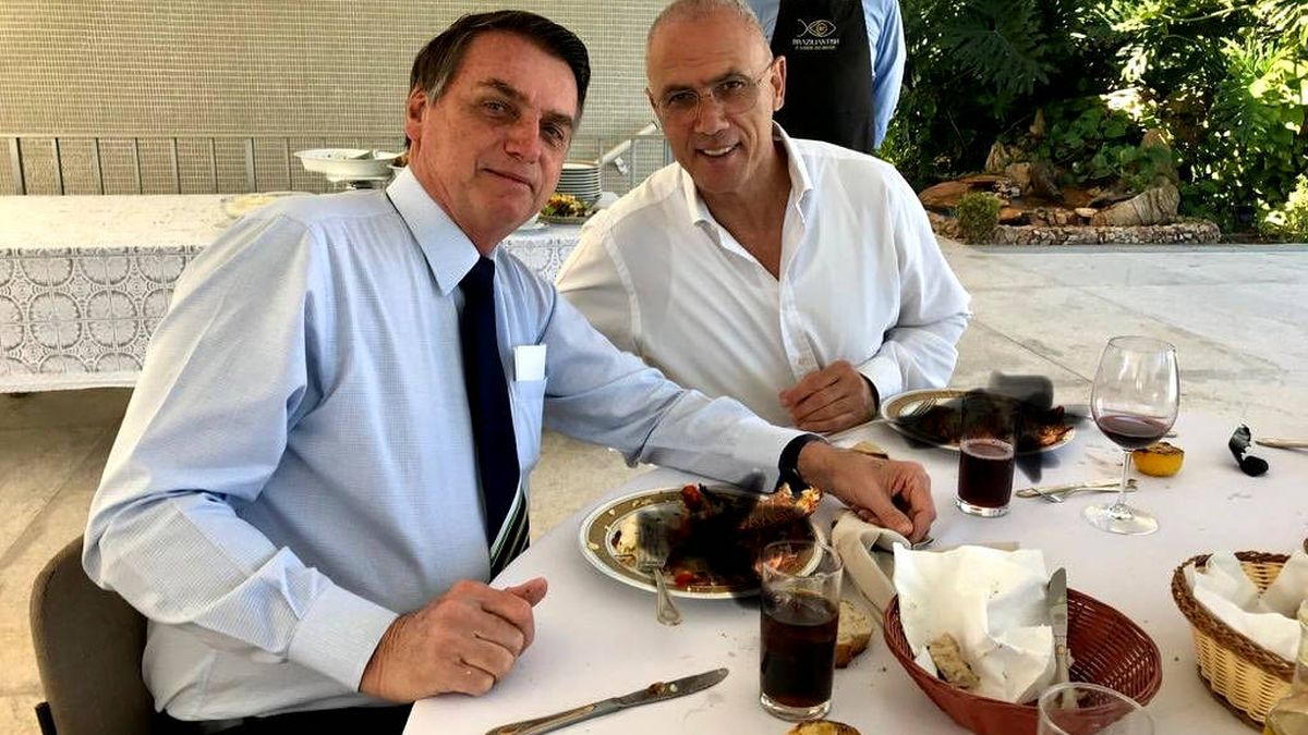 El embajador de Israel en Brasil queda en ridículo en Twitter por culpa de una langosta
