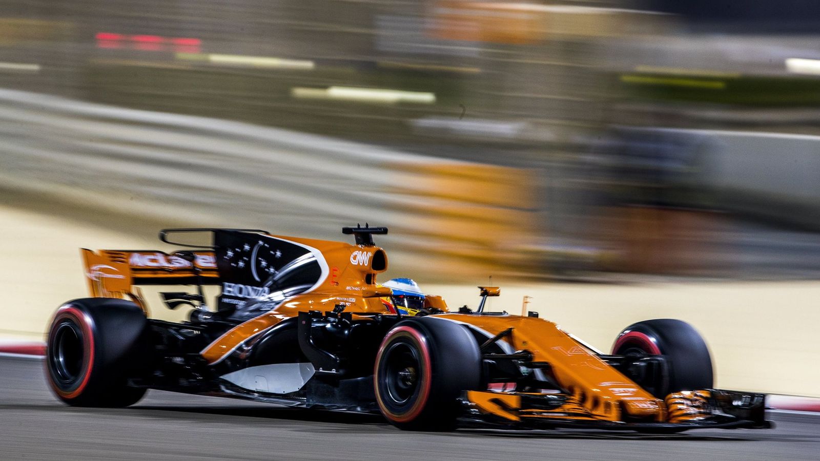 Foto: En la imagen, Fernando Alonso en su McLaren. (EFE)