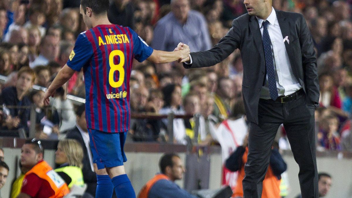 Pobre Barça: de las calabazas de Cruyff a la invitación a Iniesta a irse con Guardiola