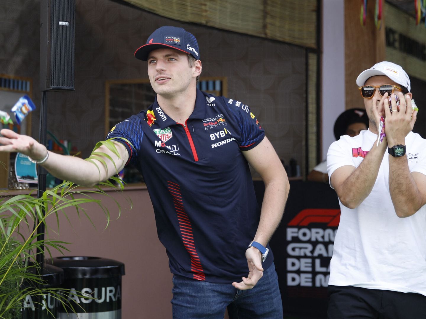 Si es por antecedentes, Verstappen no ayudará a Pérez. Lo contrario sería sorprendente (REUTERS Raquel Cunha)