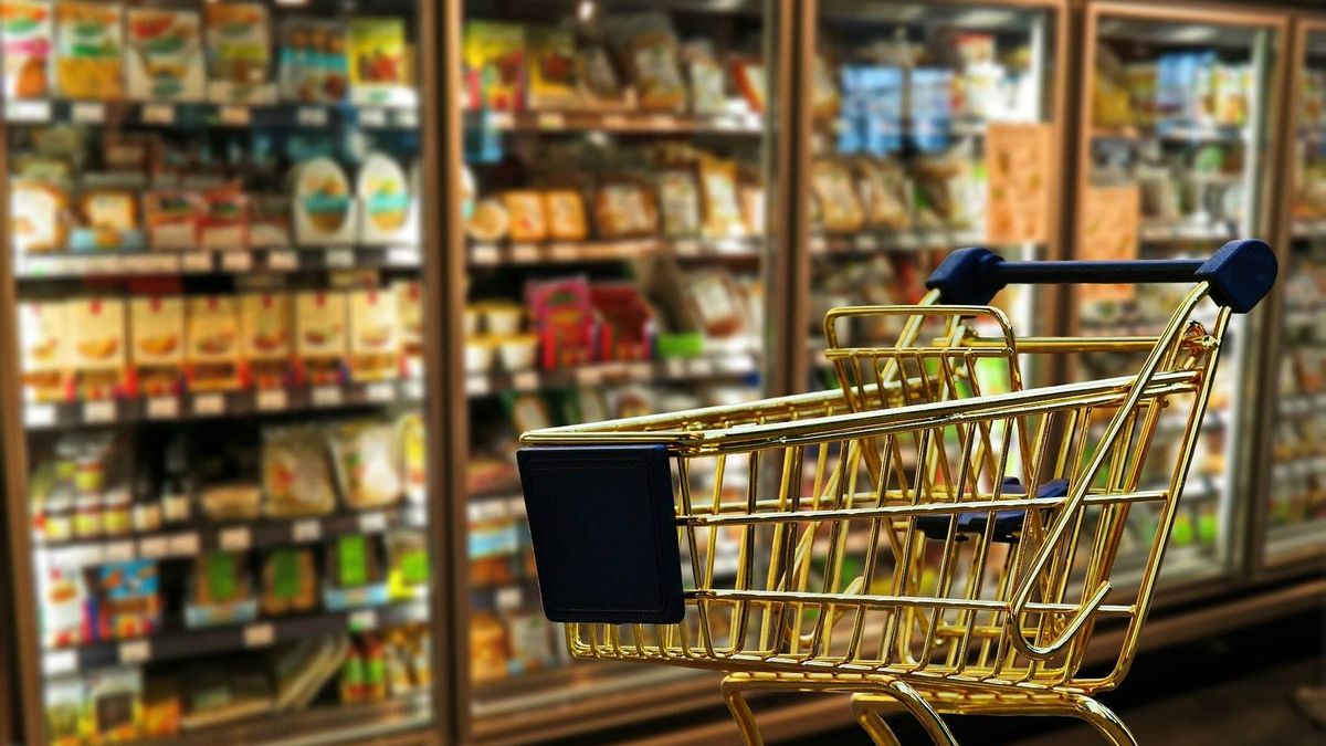 Horario de los supermercados los festivos 1 y 2 de mayo ¿Cuándo abre el Mercadona, Carrefour o Lidl?