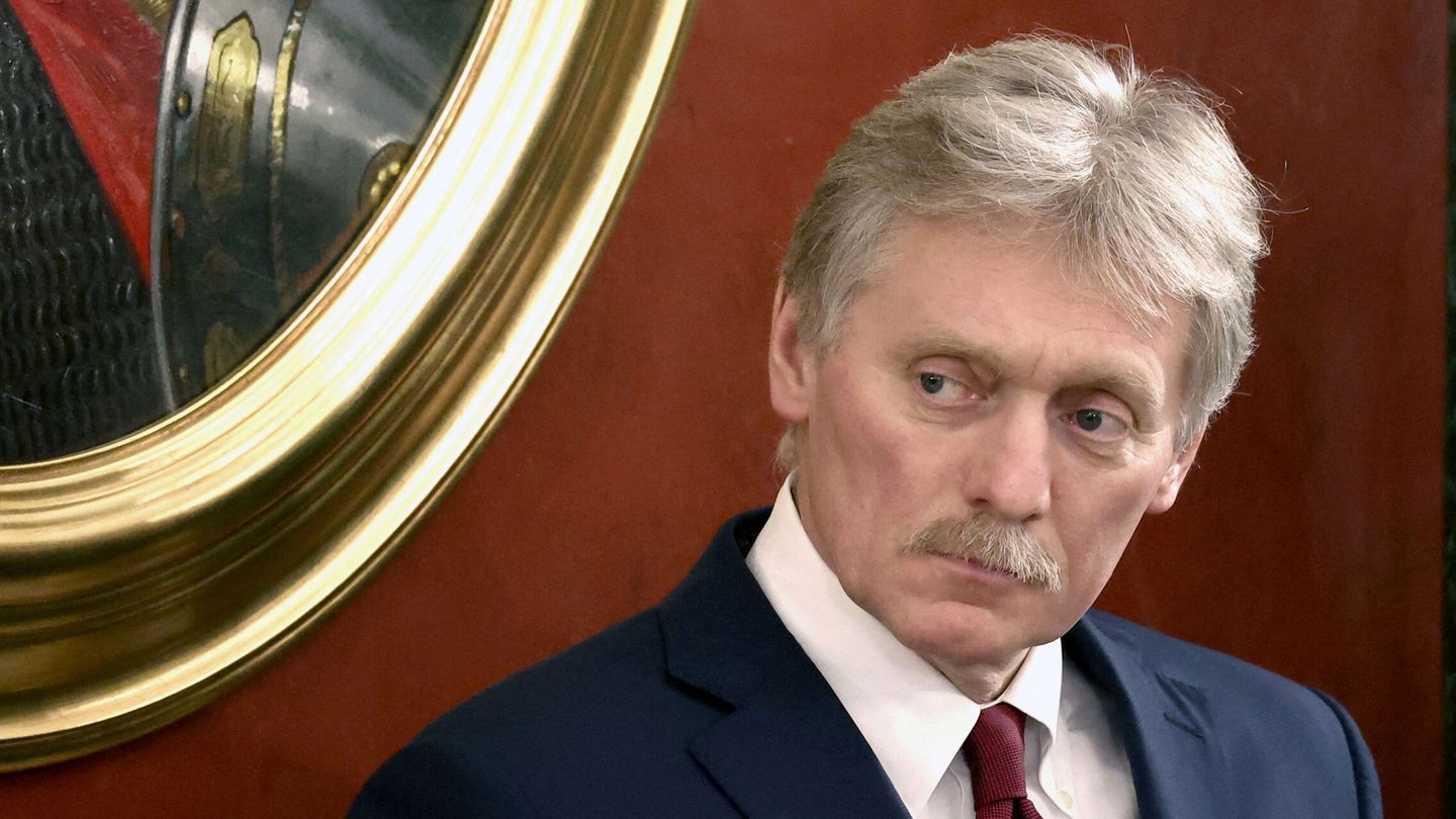 FILE PHOTO: Kremlin spokesman Dmitry Peskov attends a news conference of Russian President Vladimir Putin after a meeting of the State Council on youth policy in Moscow, Russia, December 22, 2022. Sputnik Valeriy Sharifulin Pool via REUTERS File Photo