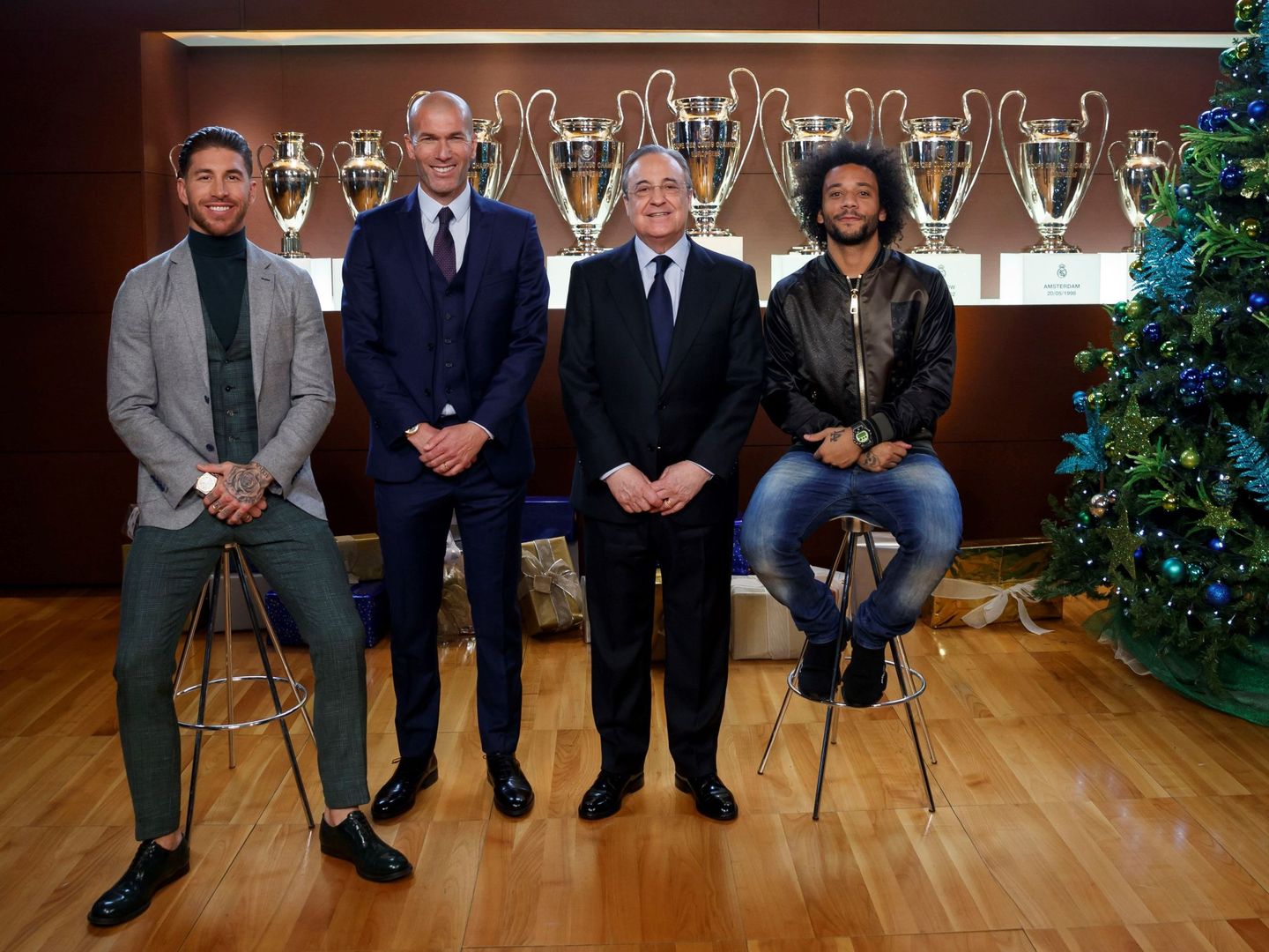 Ramos junto a Florentino, Zidane y el otro capitán, Marcelo, en el mensaje navideño del Real Madrid. (EFE)