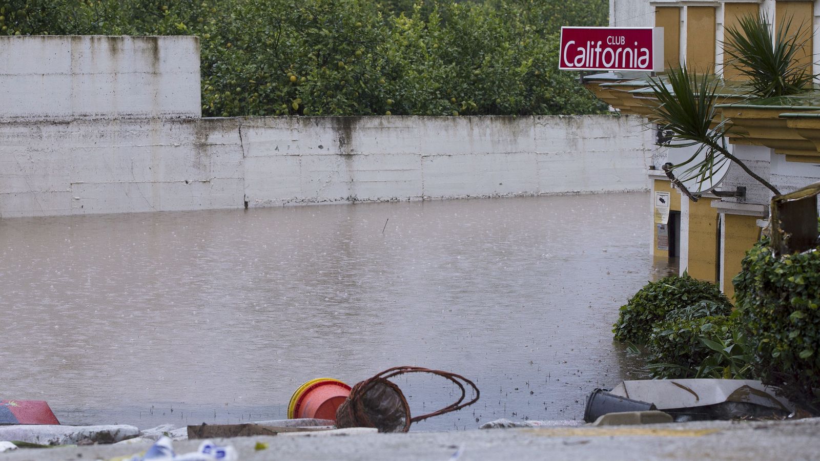Foto: Vista del Club California inundado tras las lluvias que han anegado Málaga. (EFE)