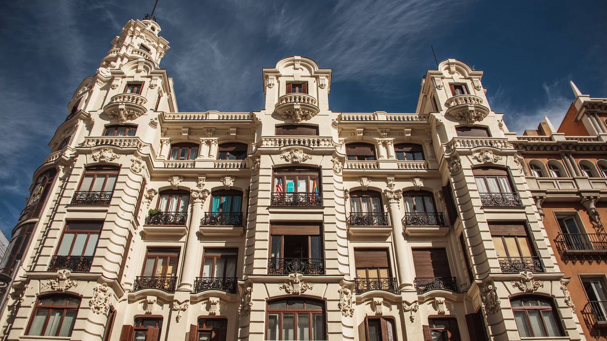 El sector de lujo mira de reojo las elecciones en Madrid: esperar o comprar rápido