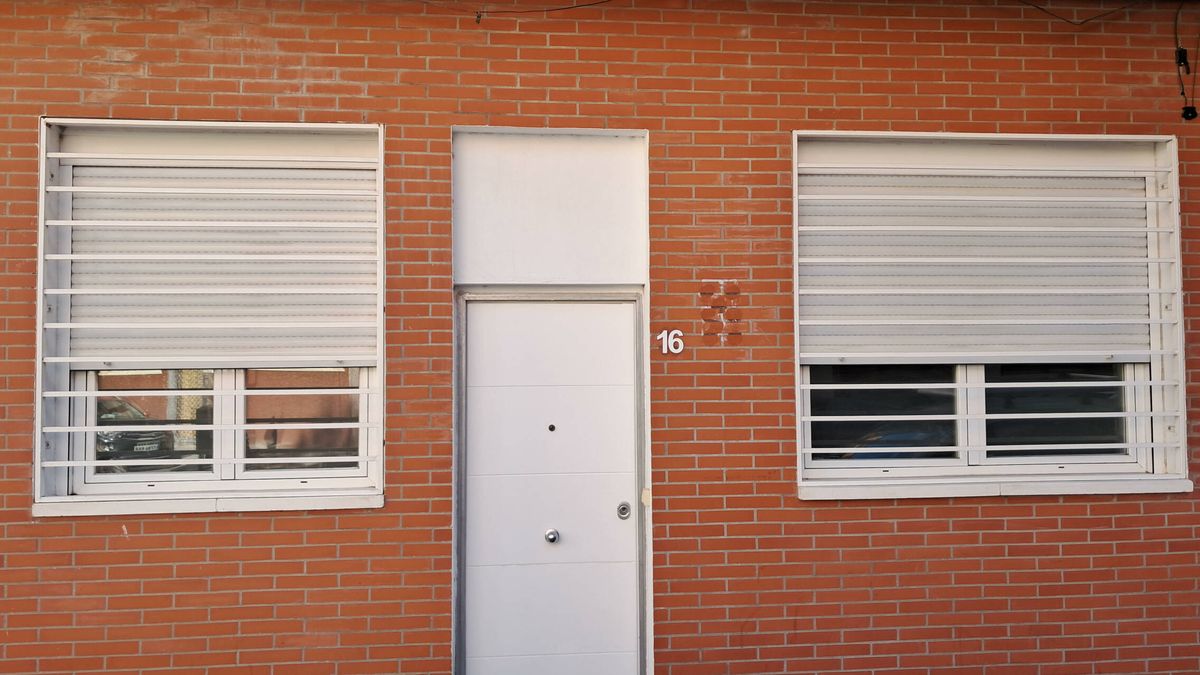 Madrid se viene abajo: vivir en el cuarto de las fregonas
