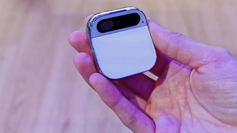 El invento que promete matar al iPhone está en Barcelona: así funciona Humane AI Pin