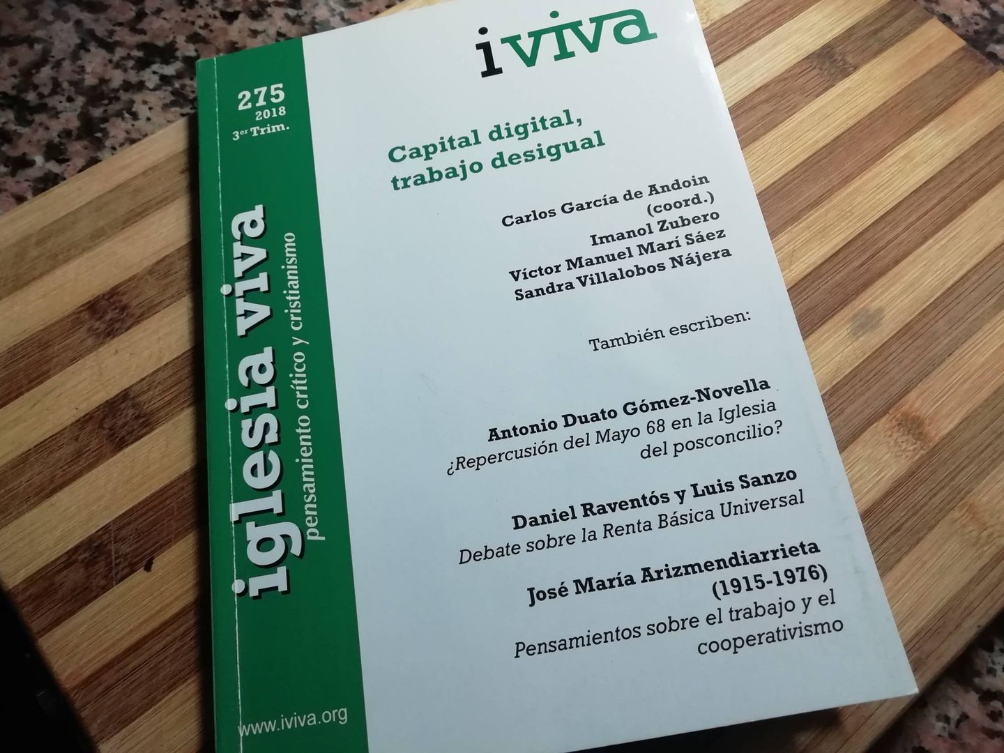 'Iglesia Viva', una de las publicaciones no oficiales que manejan los integrantes del Grupo Federal de Cristianos Socialistas. (V.R.)