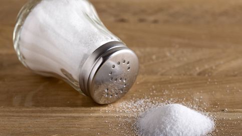 Ni azúcar ni dejar reducir: tres trucos para quitarle el sabor salado a tu comida si te has pasado con la sal