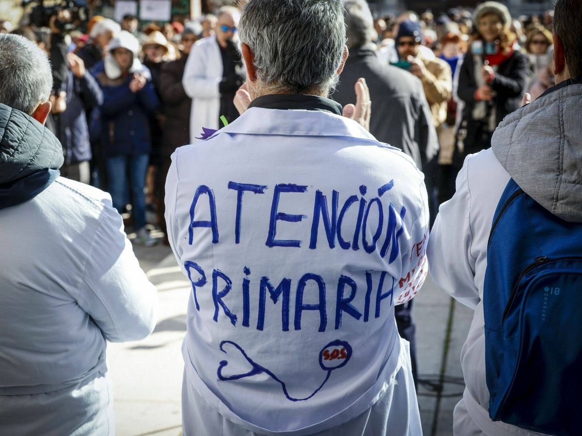 Foto: Manifestación por una atención primaria de calidad en Madrid. (EFE/Chema Moya)