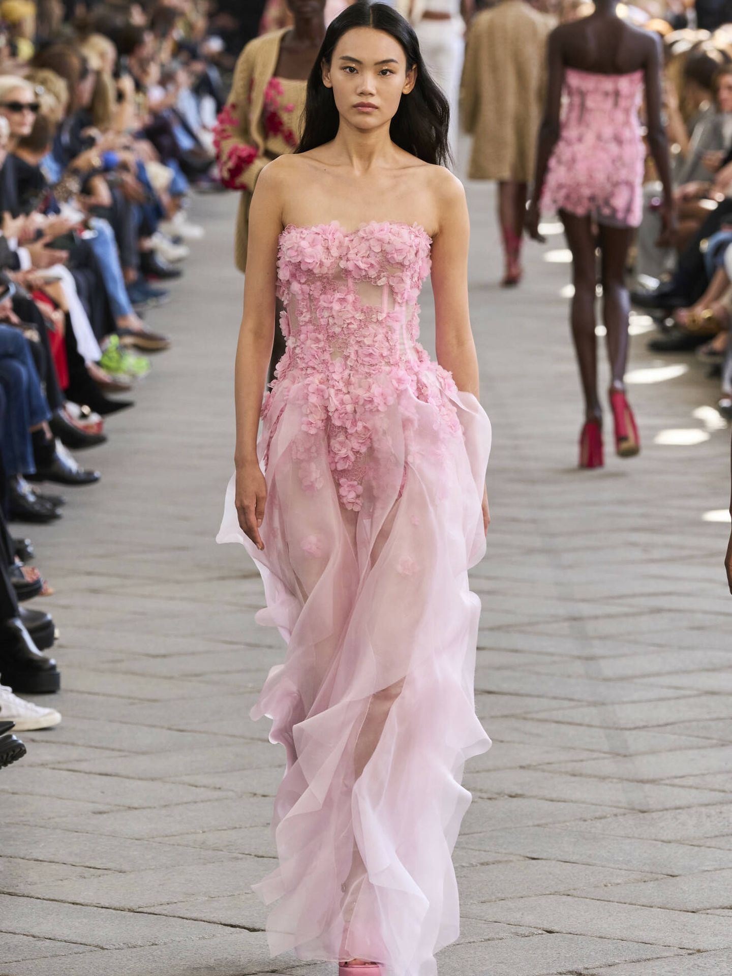 Un vestido rosa de Ermanno Scervino. (Launchmetrics Spotlight)