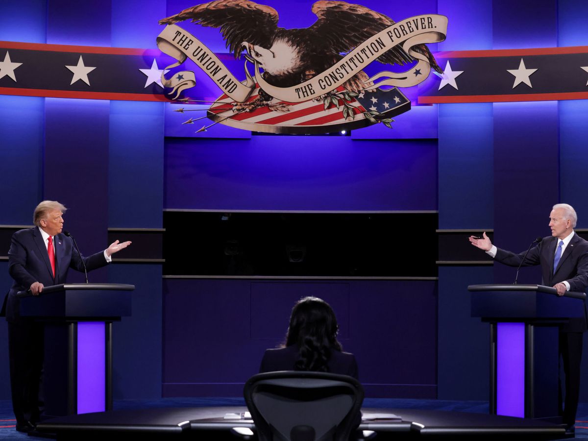 Foto: Los candidatos a la presidencia de EEUU, Donald Trump (i) y Joe Biden (d), durante uno de sus debates electorales. (Reuters)