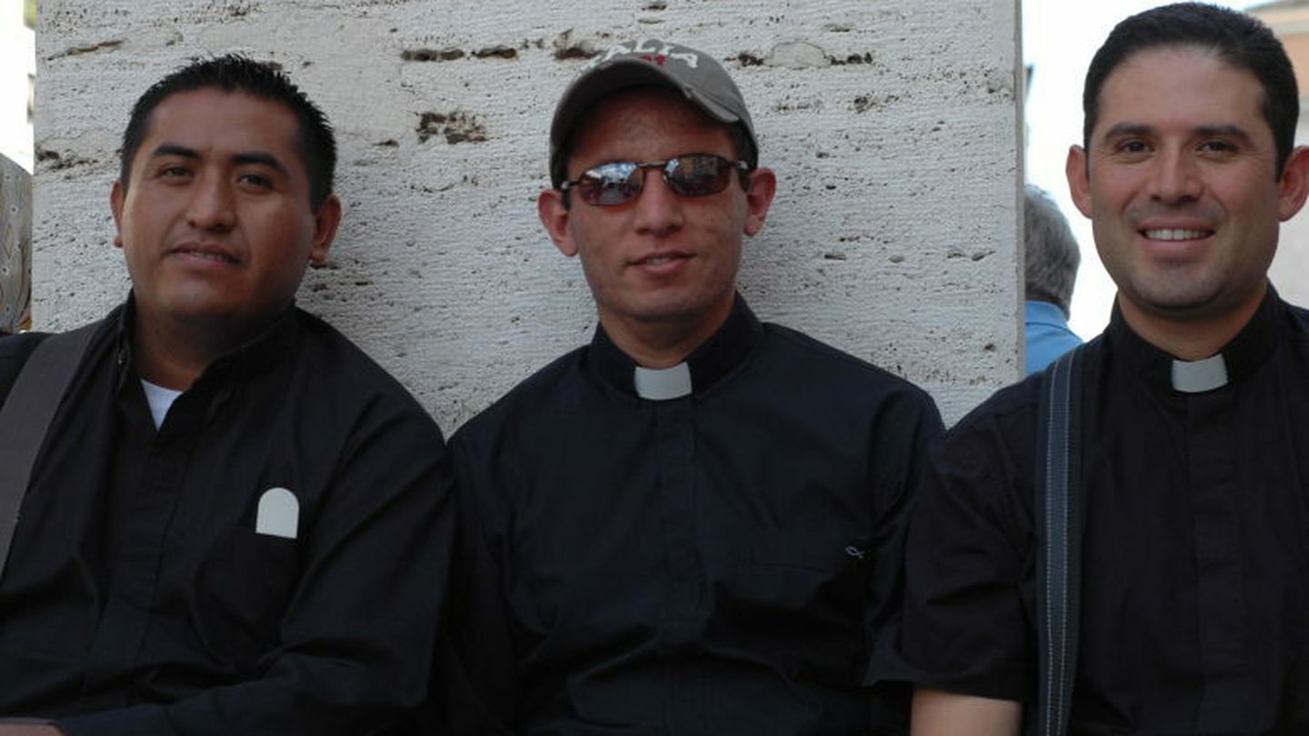 Sacerdotes mexicanos (A. Rivera)