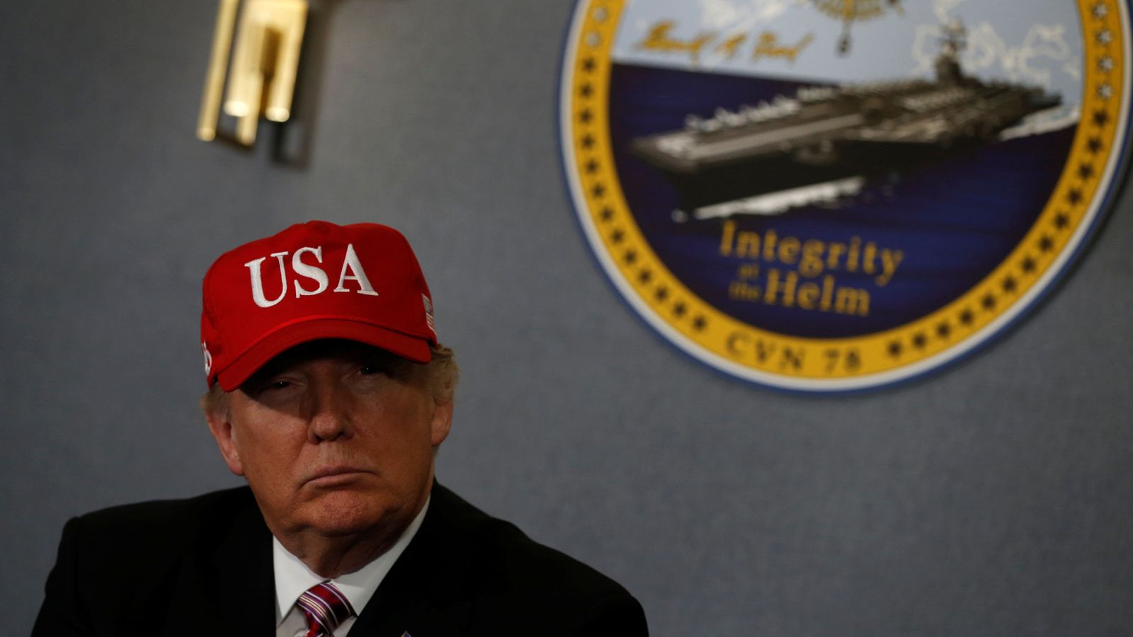 Foto: Donald Trump en un acto con la Armada estadounidense. (Reuters)