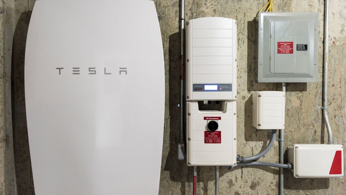 Tesla, Nissan y Solar Rocket: las baterías para el hogar que llegarán a España