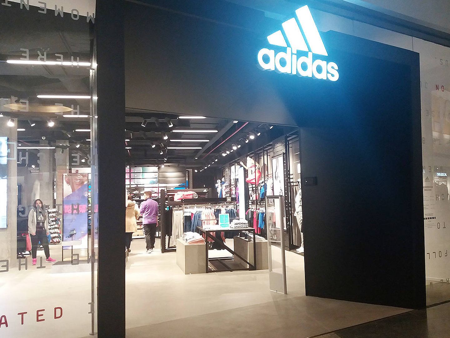 Adidas hoy ocupa el local que abandonó Inside. (M.V)