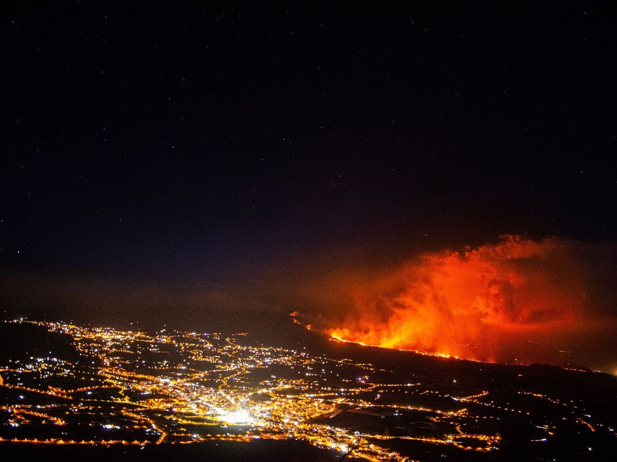 Foto: El volcán de La Palma, uno de los términos más buscados en Google. (EFE/Miguel Calero)