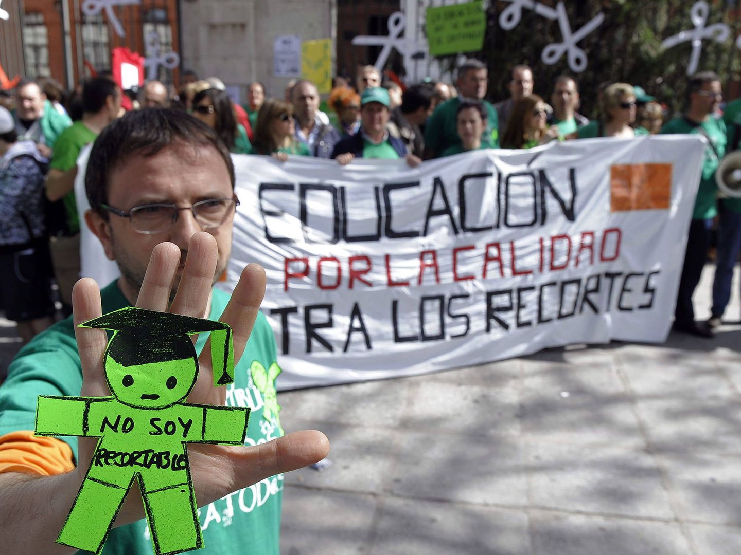 Manifestación en defensa de la educación pública en Valladolid. (EFE)