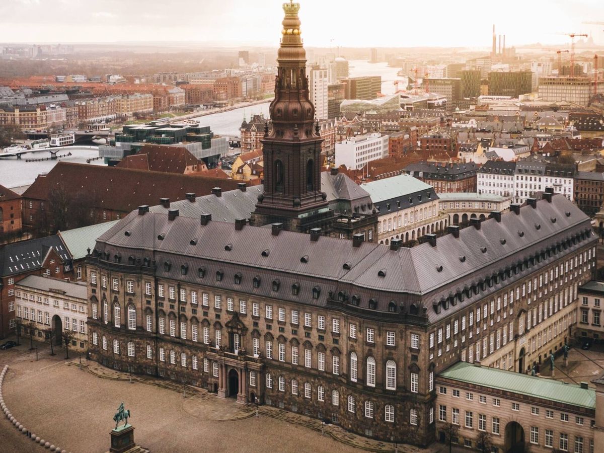 Foto: El palacio de Christiansborg, testigo de la proclamación de Federico de Dinamarca. (Instagram/@christiansborgslot)