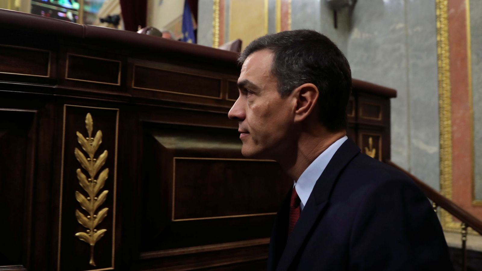Foto: Pedro Sánchez llega a su escaño en el Congreso de los Diputados. (Reuters)