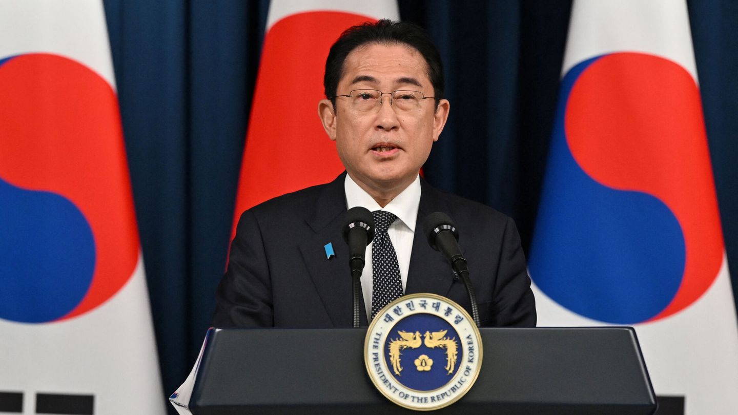 Japanese Prime Minister Fumio Kishida speaks during a joint press conference with South Korean President Yoon Suk Yeol after their meeting at the presidential office in Seoul on May 7, 2023.  Jung Yeon-je Pool via REUTERS