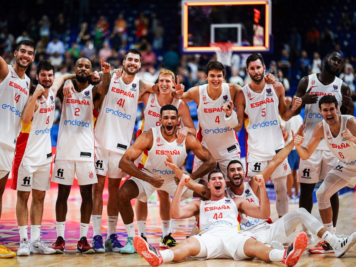 Foto: La selección española en el Eurobasket 2022. (EFE)