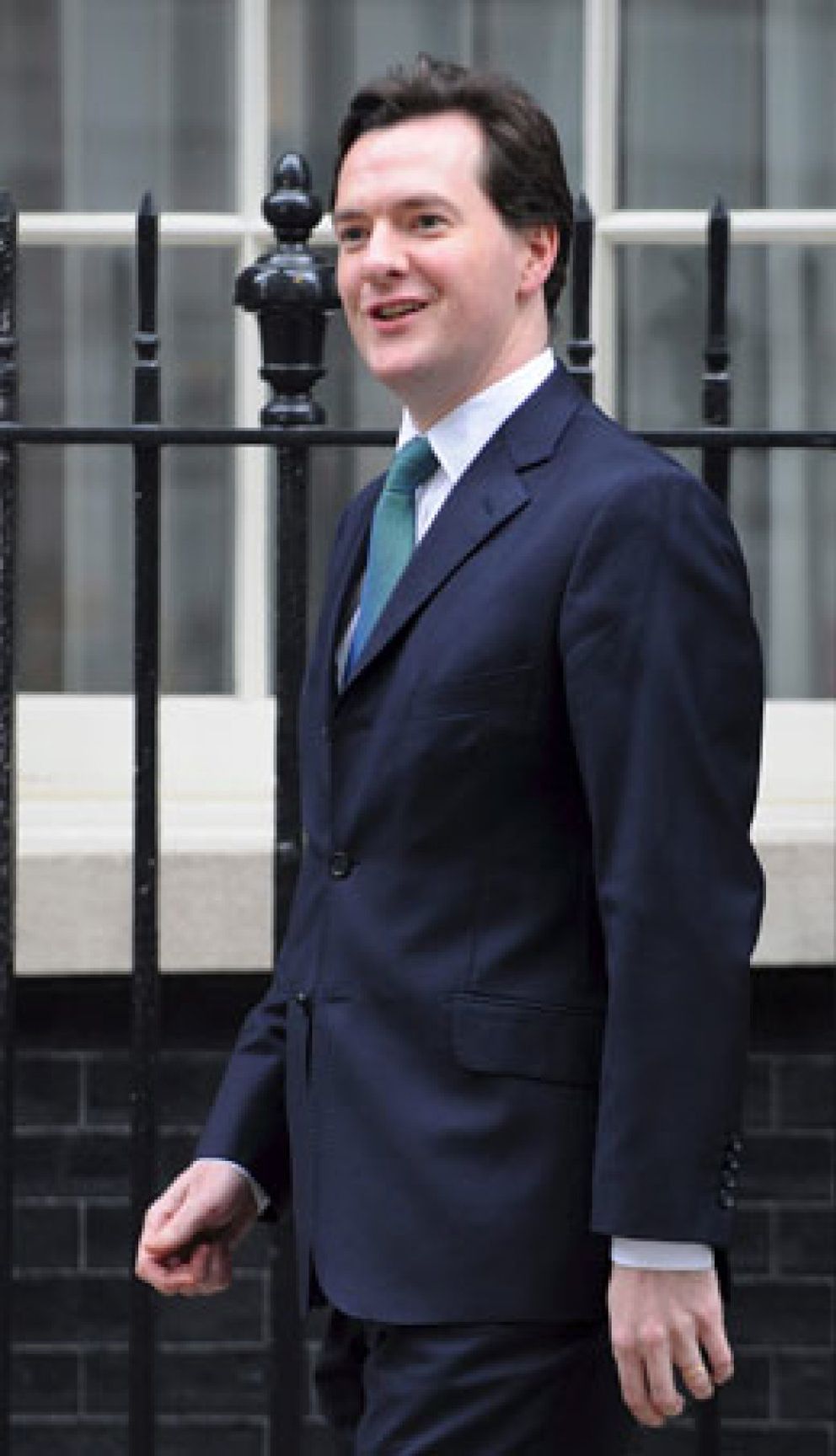Foto: Osborne, un joven ministro de Economía con mucha vida a sus espaldas