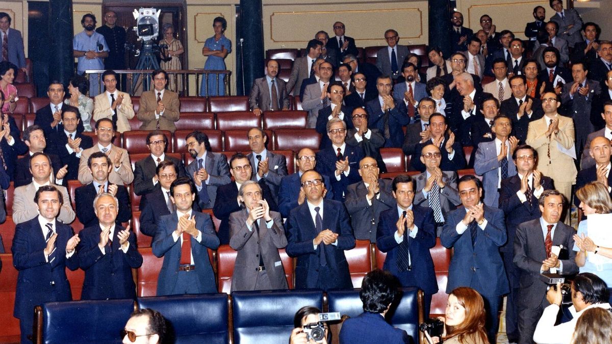 Así fueron el 15 de junio de 1977 las primeras elecciones de la democracia en España tras la dictadura de Franco