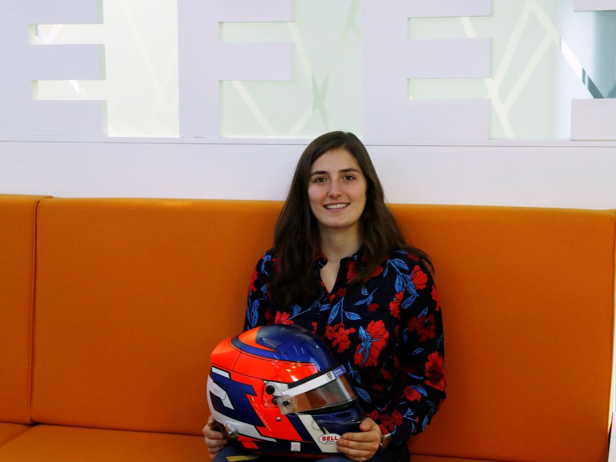Foto: Tatiana Calderón, piloto colombiana que acaba de firmar para correr la Super Fórmula de Japón. (EFE)