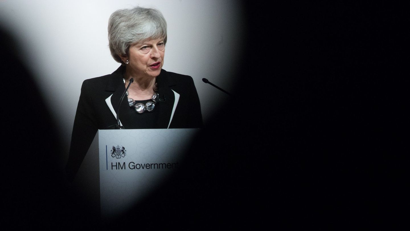 La primera ministra británica, Theresa May, en la Conferencia de Crecimiento y Oportunidades Jordanas, en Londres. (EFE)