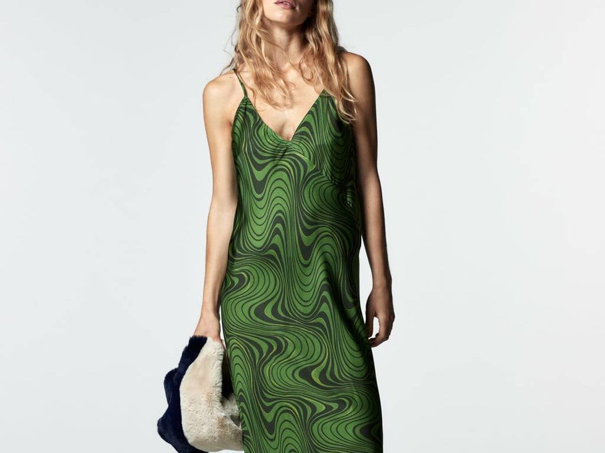 Apuesta por el vestido verde de moda con 7 diseños de Zara, Mango, El Corte  Inglés y más
