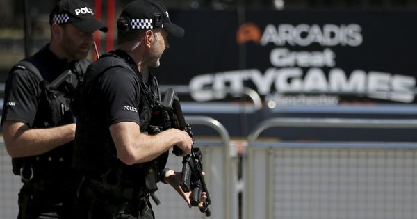 Foto: Policías patrullan por el centro de Londres, Reino Unido. (EFE)