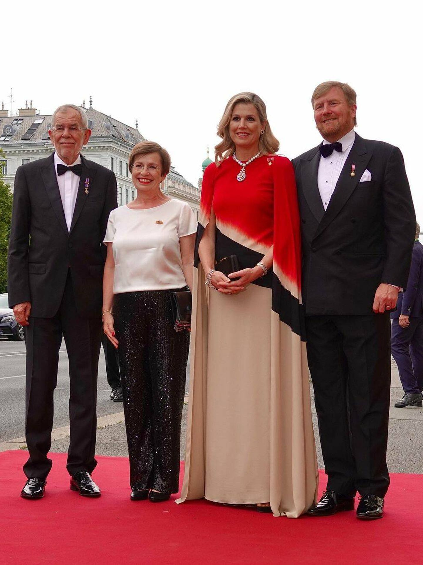 Los reyes Guillermo y Máxima, junto al presidente austriaco y su mujer. (Instagram/@koninklijkhuis)