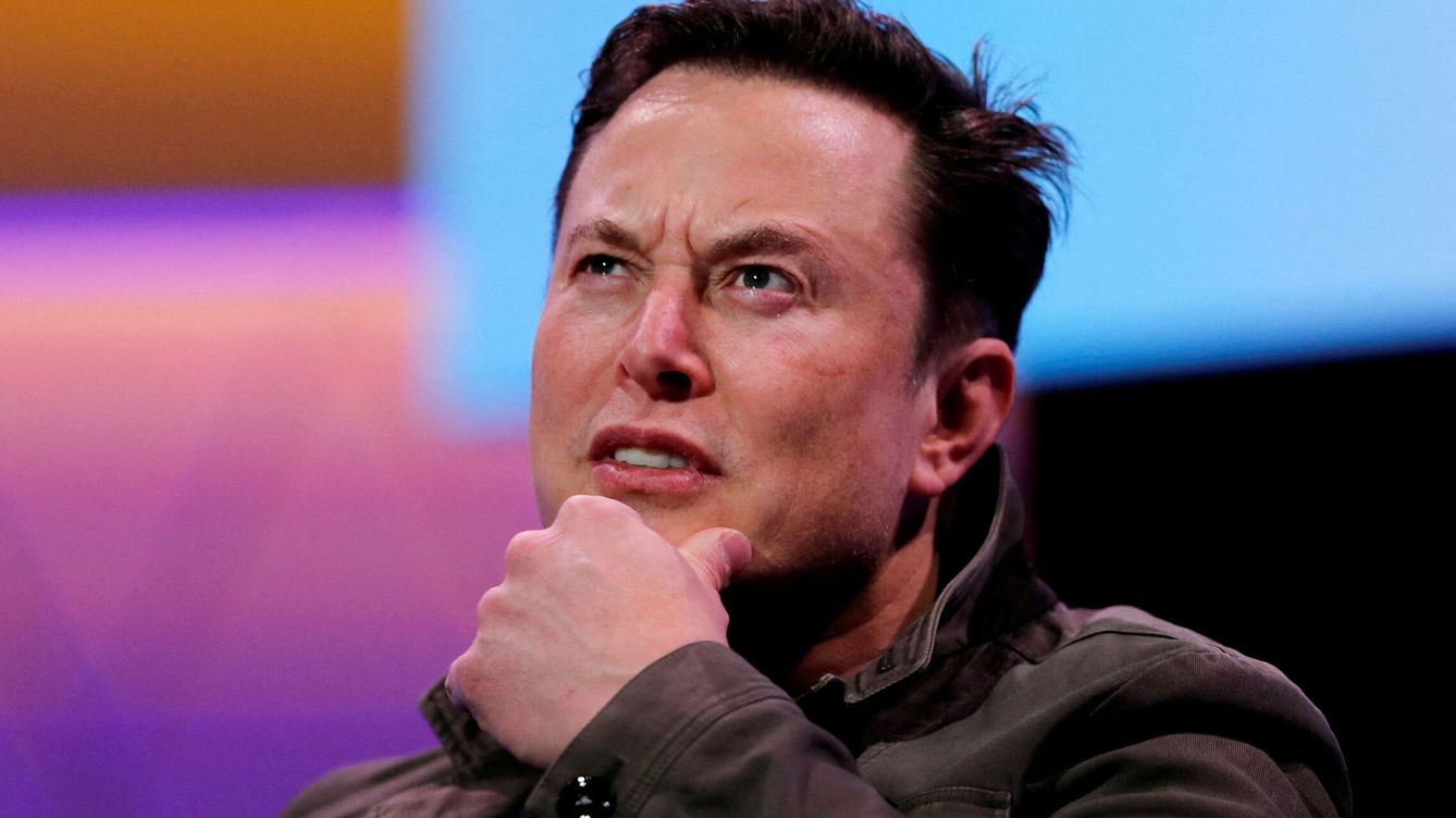 Foto: Elon Musk, tras la compra de Twitter: nadie sabe qué hará con la red social (Reuters)