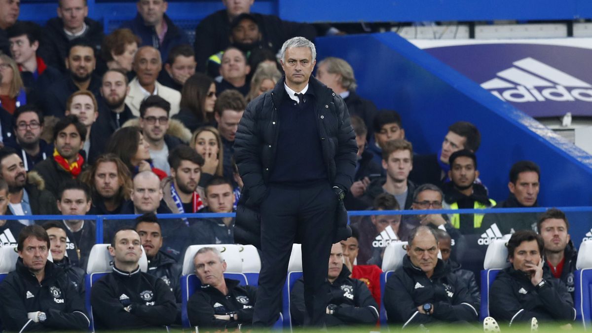 Mourinho sale goleado y preocupado de su vuelta a Stamford Bridge