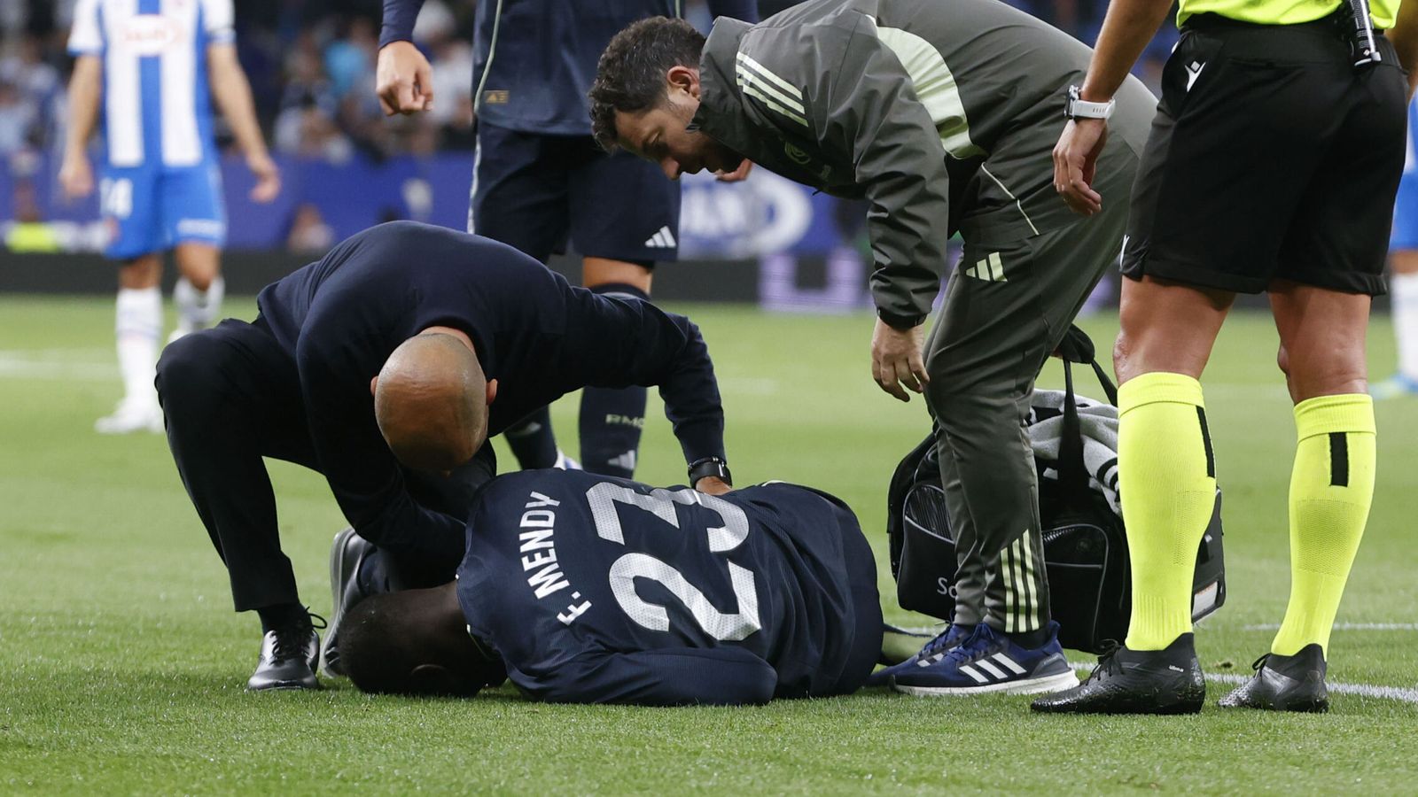 El inexplicable calvario de 708 días de Mendy y el caso Carreras dinamitan la banda izquierda blanca
