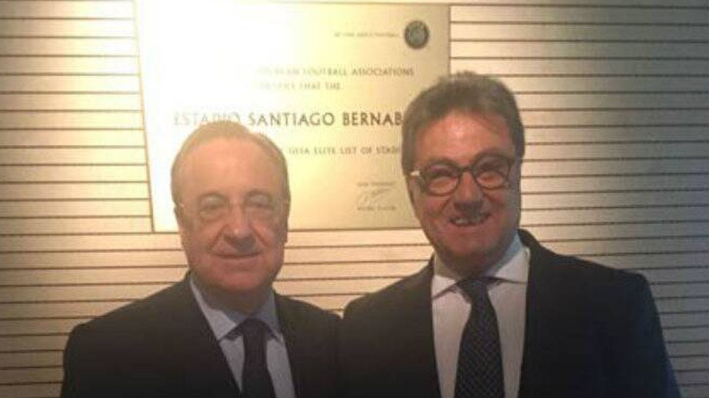 Florentino Pérez, junto a Ángel Campos, en el palco del Bernabéu. (Cedida)