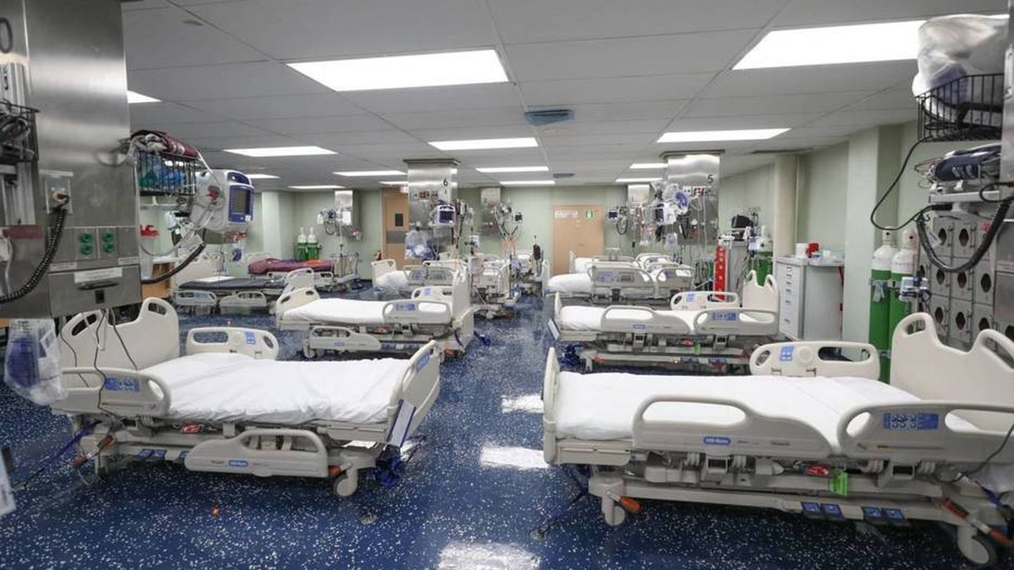 Sala hospitalaria del USNS Comfort. (US NAVY)
