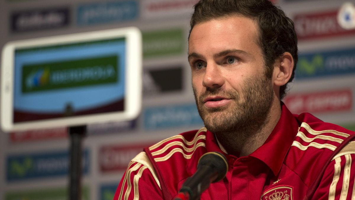 Juan Mata no ve "motivos para cambiar la forma de jugar de la Selección"
