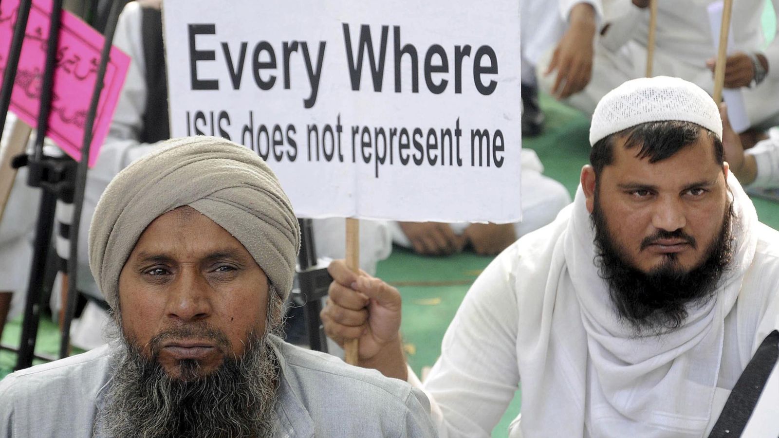 Foto: Musulmanes indios se manifiestan contra el Estado Islámico en Nueva Delhi. (EFE)