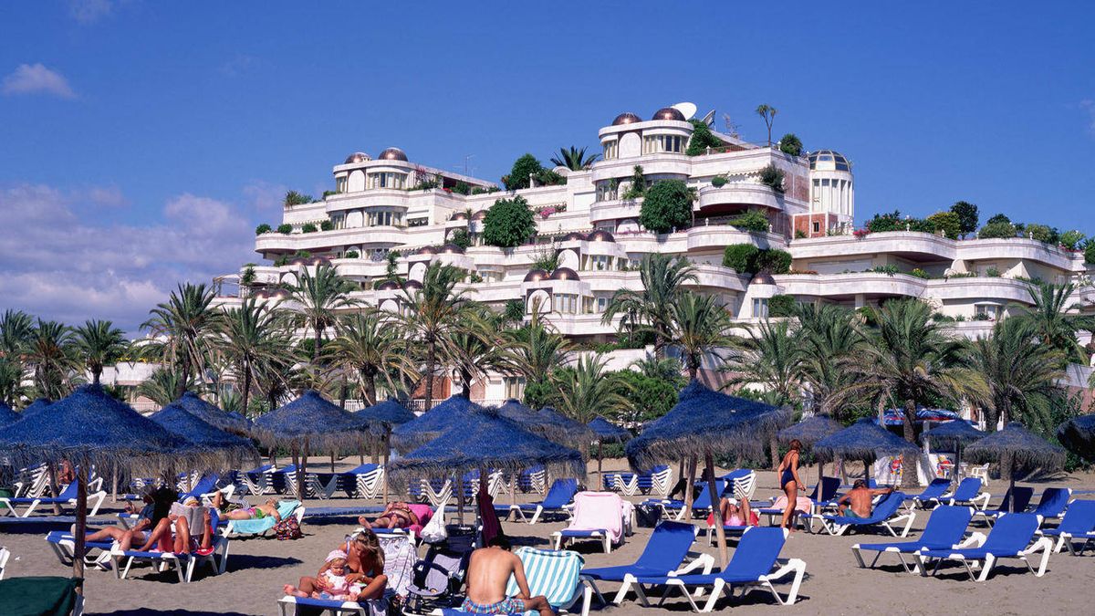 ¿Debo hacer un contrato de vivienda turística para alquilar una casa en Marbella?