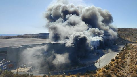 ¿Por qué arden las plantas de reciclaje de Almería? 8 grandes fuegos en 10 años