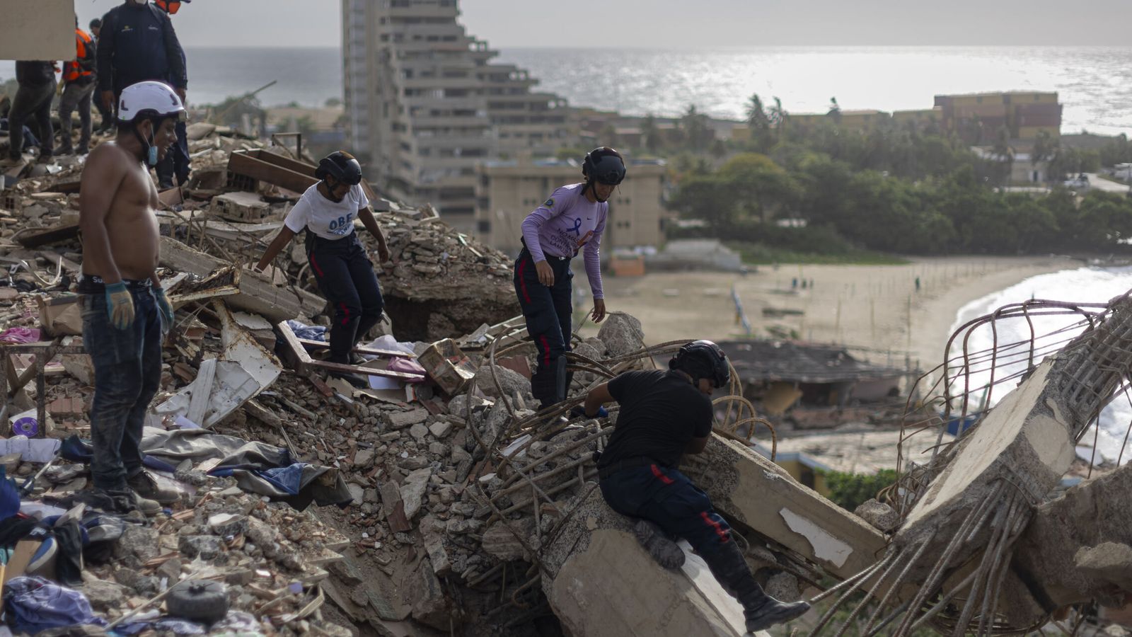 Exteriores eleva a 40 los españoles fallecidos en el doble terremoto de Venezuela