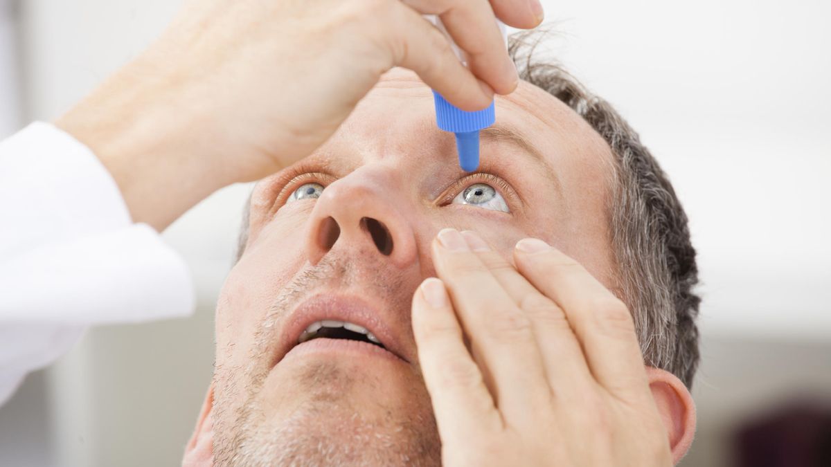 Alerta sanitaria: retiran varios lotes de estas gotas para los ojos