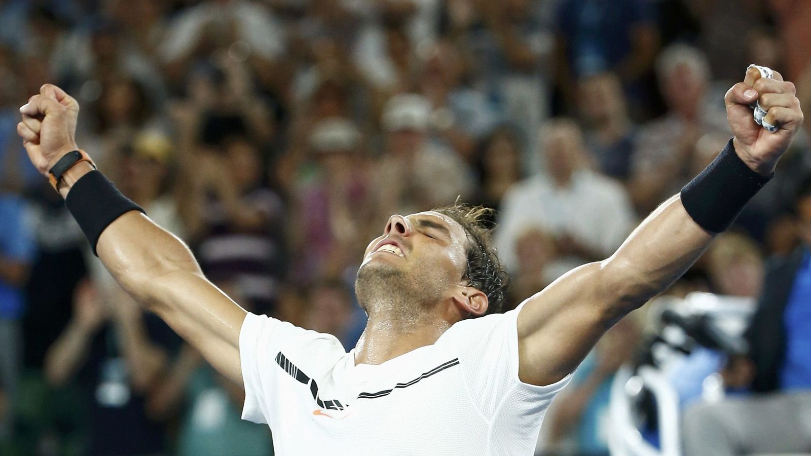 Foto: Nadal celebra su victoria en los octavos de final del Open de Australia (Thomas Peter/Reuters)