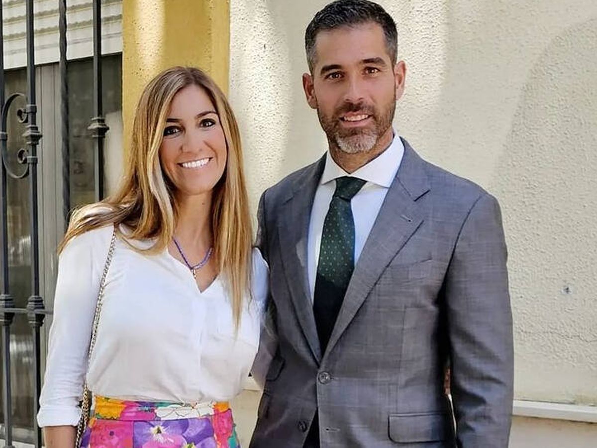 Foto: Pablo Ojeda posa en una fotografía de Instagram con su pareja, Ester García. (Instagram/@byesthergarciaeg)